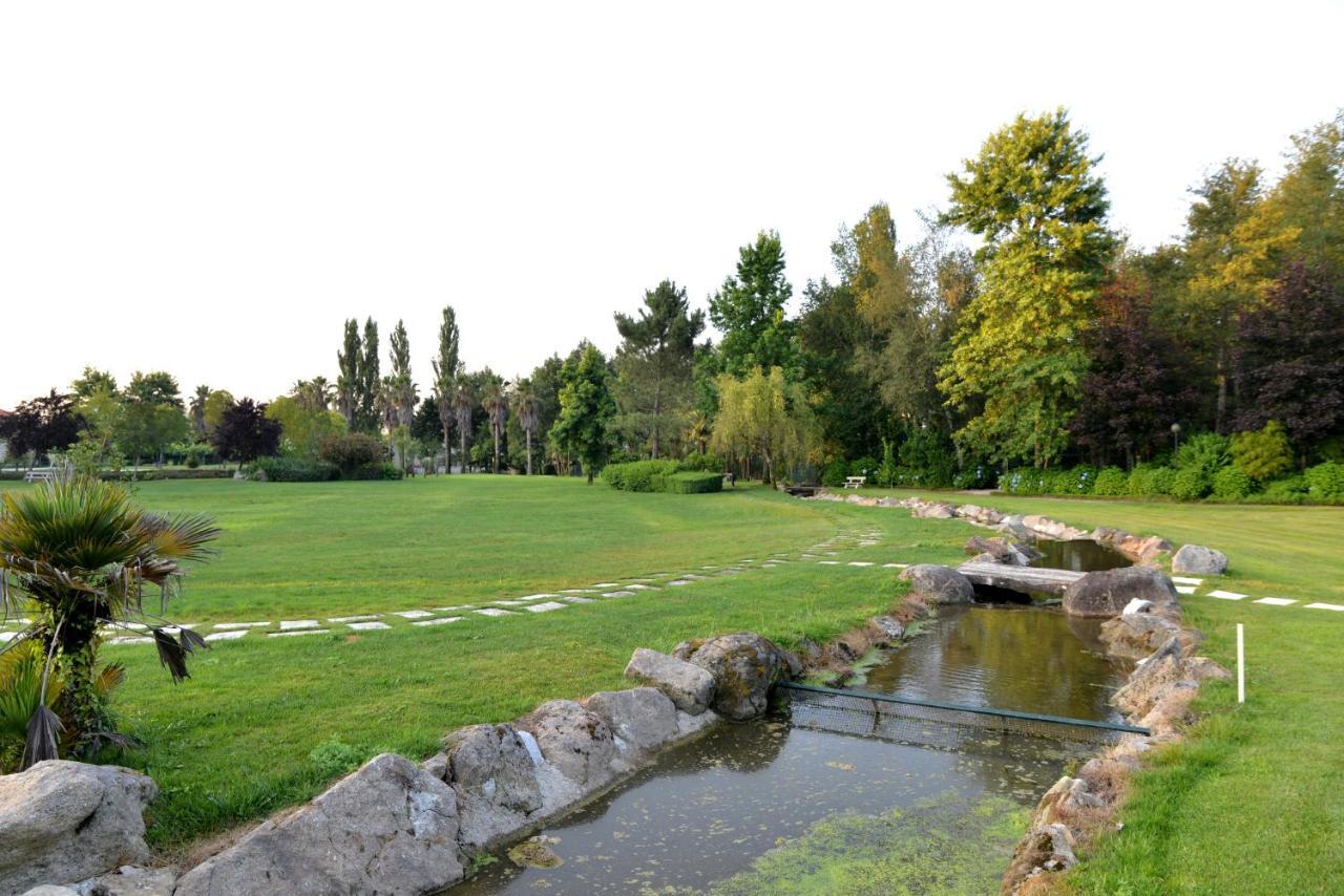 Quinta Dos Jasmins Bed & Breakfast *